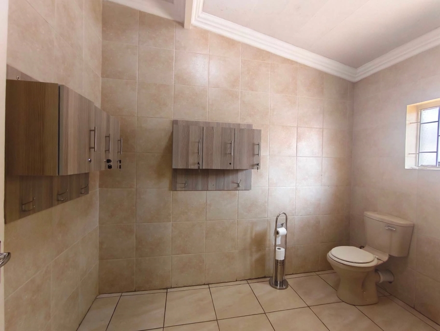 5 Bedroom Property for Sale in Sasolburg Ext 15 Free State